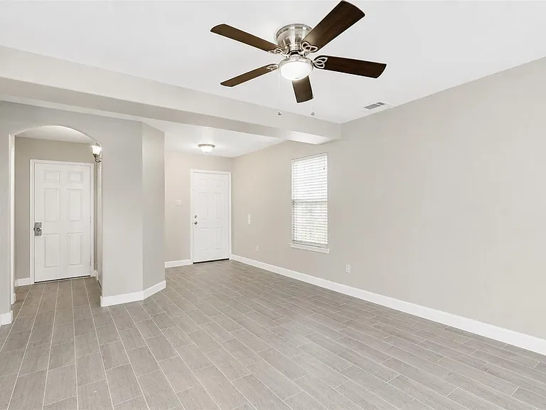 12511 Jade Treasure Dr — Photo 3