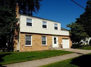 1869 Giddings Ave SE, Grand Rapids, MI 49507
