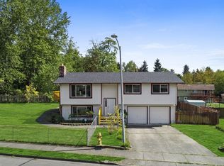 1320 Lake Youngs Way SE, Renton, WA 98058