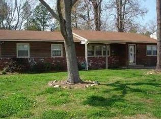 665 Lamplight Ln, Virginia Beach, VA 23452