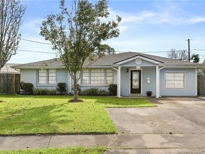 513 Kenmore Dr, Harahan, LA, 70123
