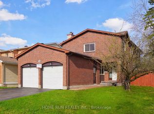 1484 Forest Valley Dr, Ottawa, ON K1C 5P4