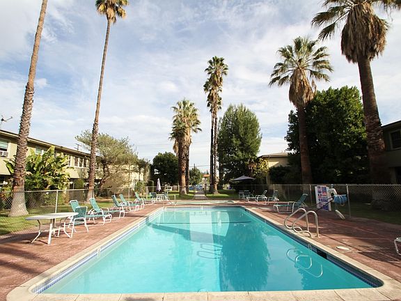 4th image of 5313 Cahuenga Blvd Unit D