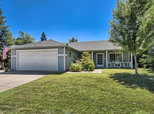 552 Julian St, Redding, CA 96003