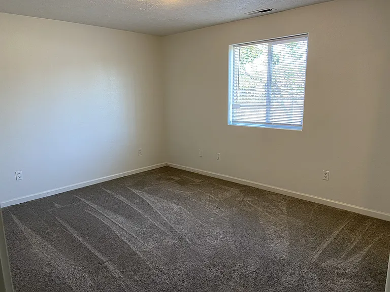 1232 Lawnridge Ave — Photo 6