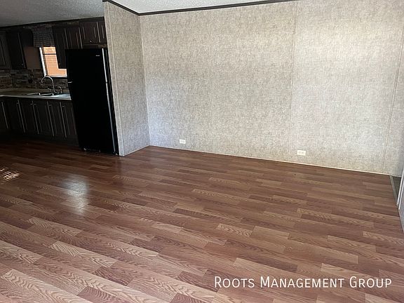 3rd image of 154 Evergreen Dr #80
