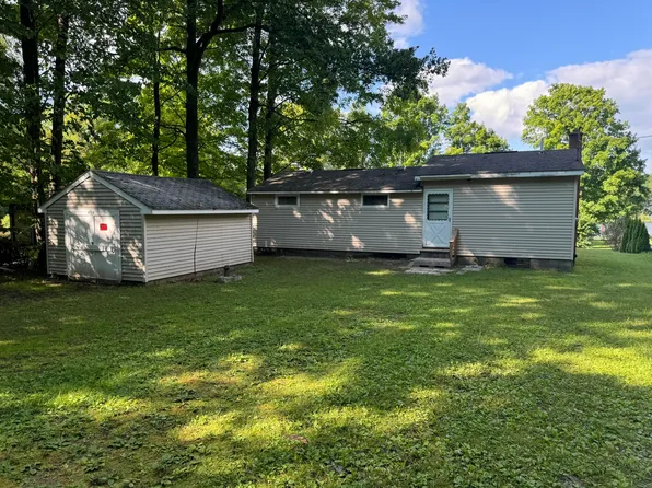 7432 Birch Rd, Hesperia, MI 49421
