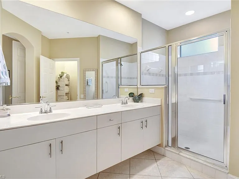 784 Carrick Bend Cir #101 — Photo 22