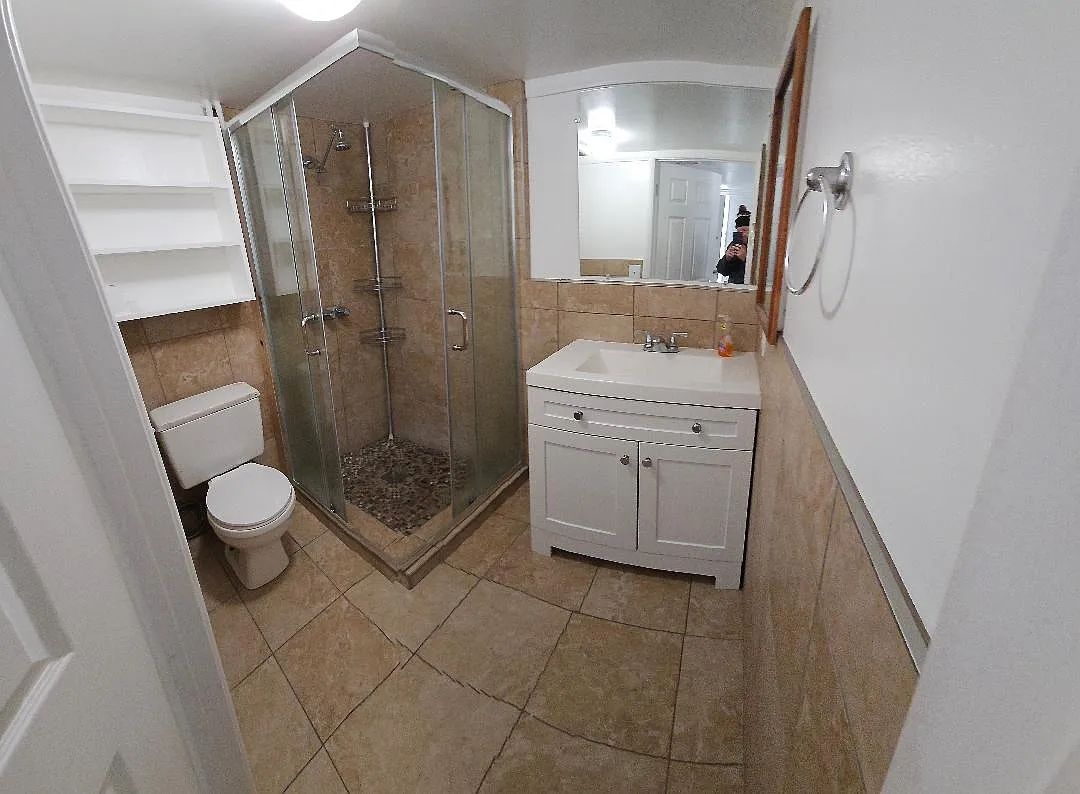 9541 Haines Canyon Ave — Photo 1