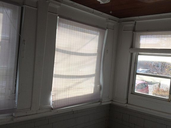Sunroom in the front