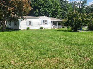 9 Clear Spring Rd, Dillsburg, PA 17019
