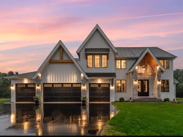 13825 27th St N, Stillwater, MN 55082