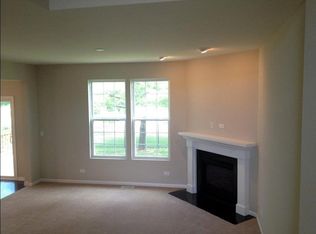 10S404 Carrington Cir, Burr Ridge, IL 60527