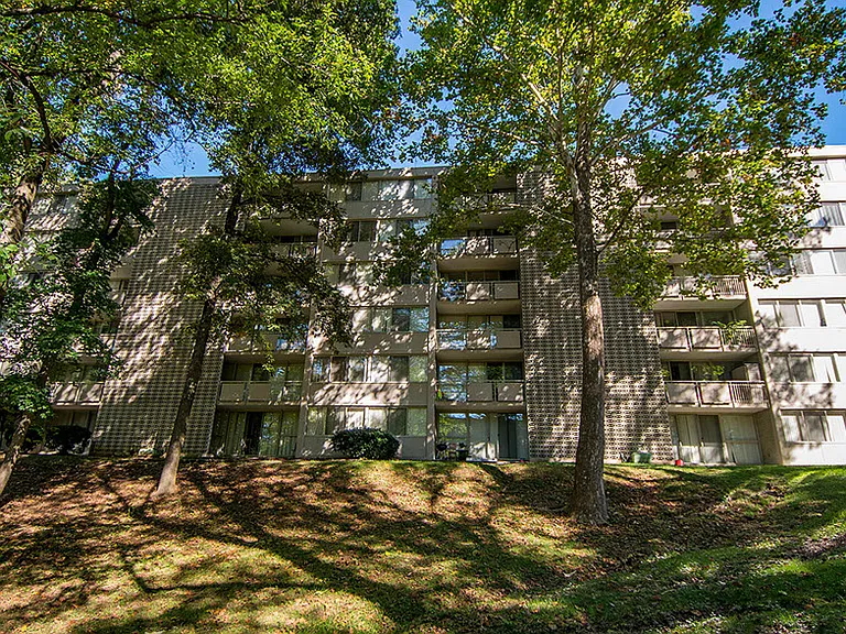 Heritage Park Apartments Building 20