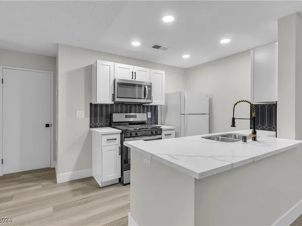 2200 S Fort Apache Rd Unit 2095, Las Vegas, NV 89117