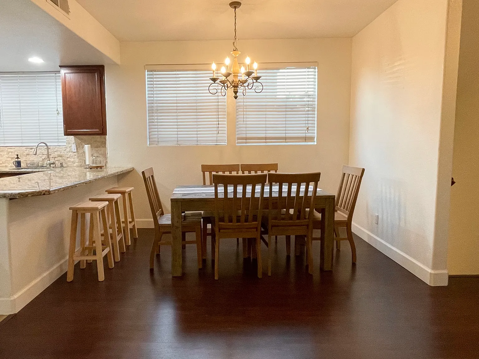 1356 Nicolette Ave — Photo 4
