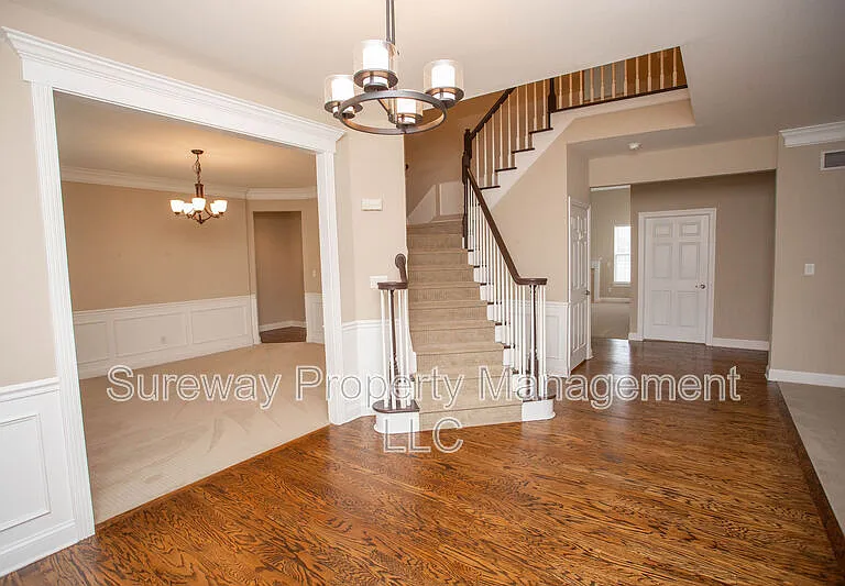 7 Amaryllis Ln — Photo 5