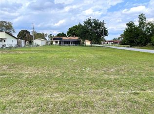 209 Wren Ave, Sebring, FL 33870