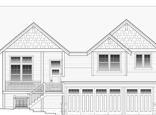 35561 Valley View Dr, Saint Helens, OR 97051