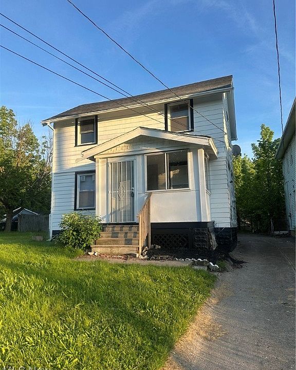 1st image of 10224 Nelson Ave