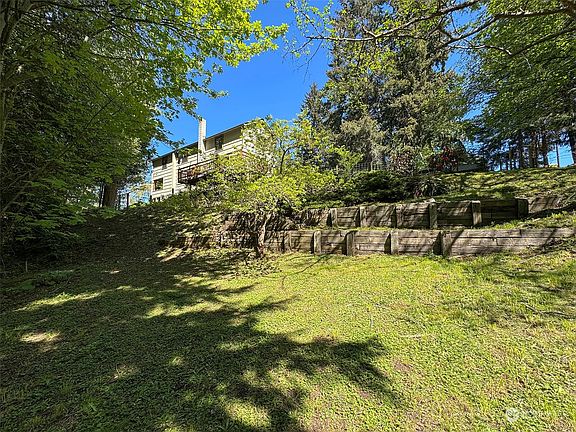 4th image of 313 Hancock Avenue