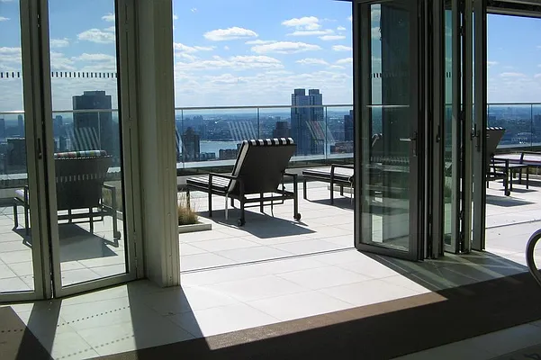 Rented by Corcoran | media 15