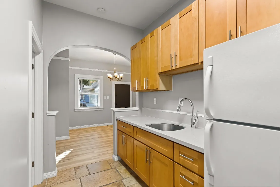 1235 Stanford Avenue - 5580 Vallejo Ave, Unit B — Photo 2
