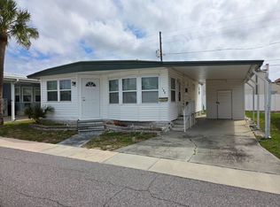 125 Redwood Ln, Largo, FL 33770