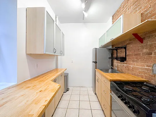 Rented by Skyward | media 20