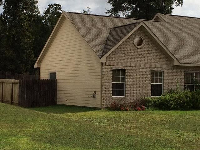 2nd image of 10890 Forest Creek Dr