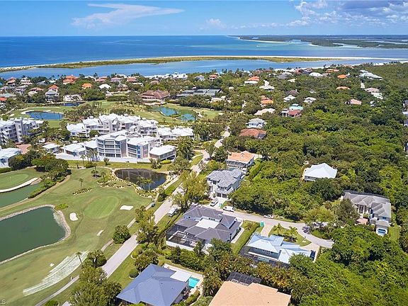 4th image of 362 Beach Lily Ln
