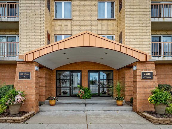 3rd image of 4700 N Harlem Ave