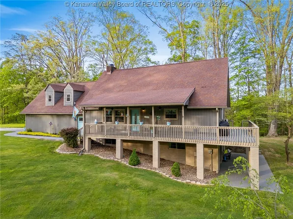 3230 Booten Creek Rd, Barboursville, WV 25504