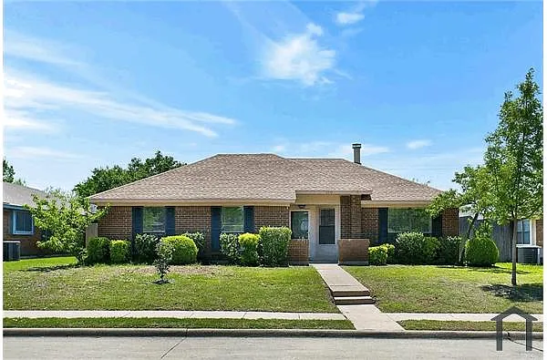 Building Photo - 1510 Gardenia Dr