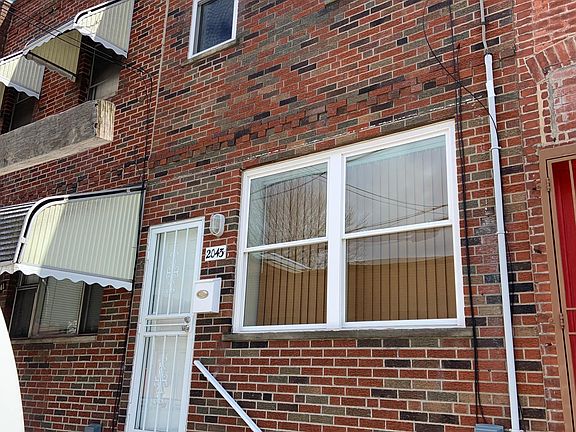 2nd image of 2043 S Hutchinson St