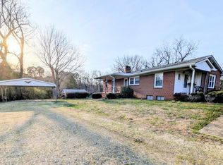 1129 Carpenter Dr, Lincolnton, NC 28092