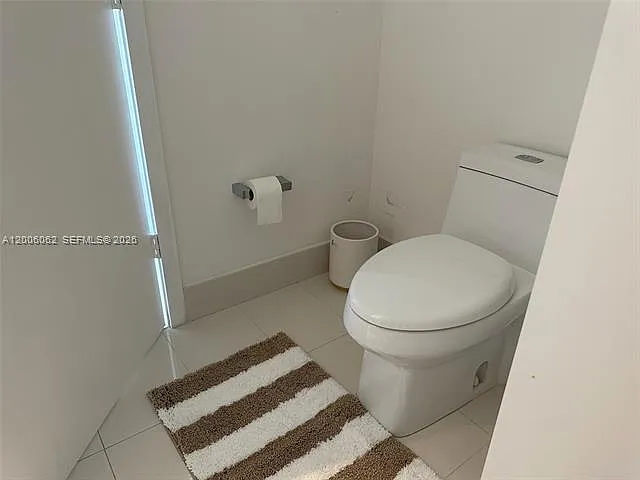 121 NE 34th St #1915 — Photo 30