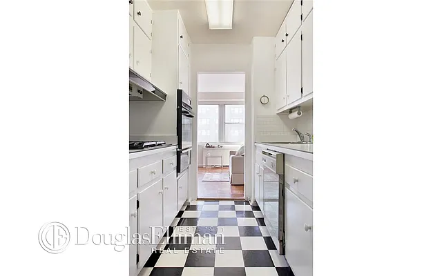 Sold by Douglas Elliman | media 16