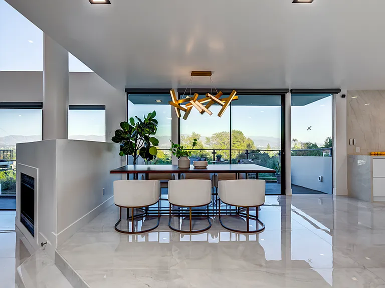 15125 Rayneta Dr — Photo 13