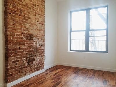 2nd image of 5 Quincy St