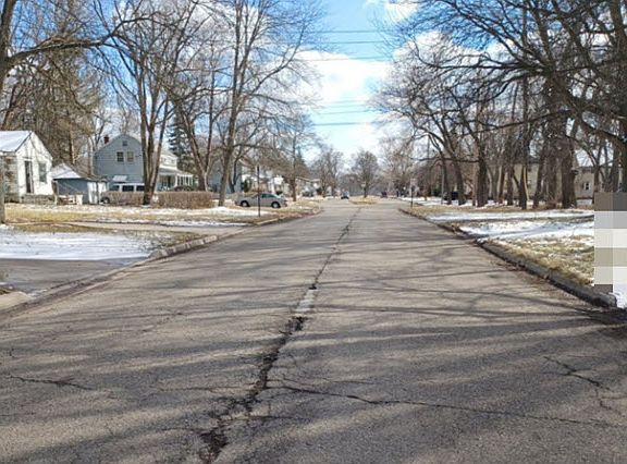 5th image of 2730 N Chevrolet Ave