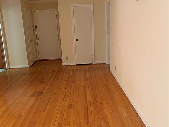4th image of 4017 Glenshire Dr