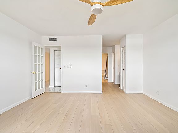 4th image of 4851 21st St #12