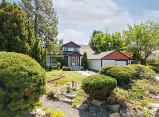 250 Maple St, Central Point, OR 97502