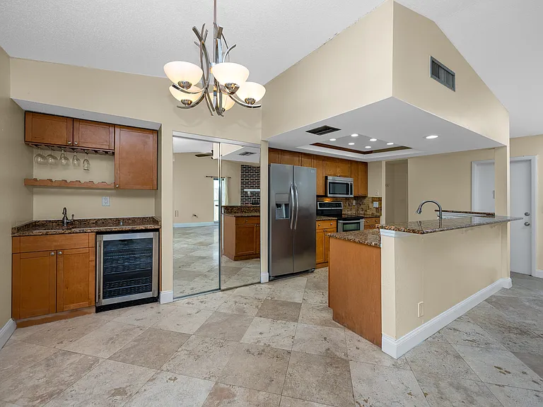 2460 Citrus Hill Rd — Photo 6