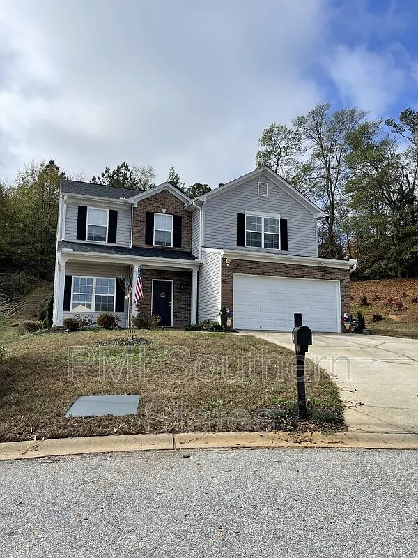 4 bed, 2.5 bath, 1880 sqft, $2,100 — Photo 3