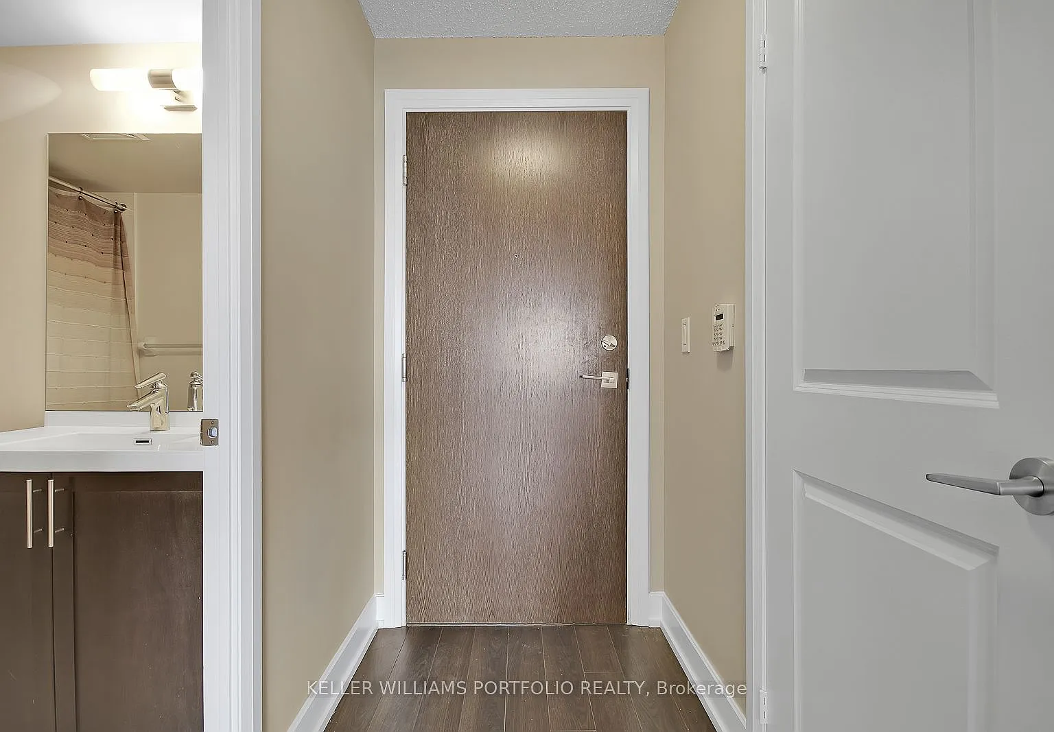2 bed, $2,300 — Photo 3