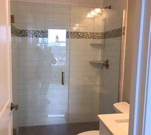 5th image of 48 Saint Peter St Unit 11