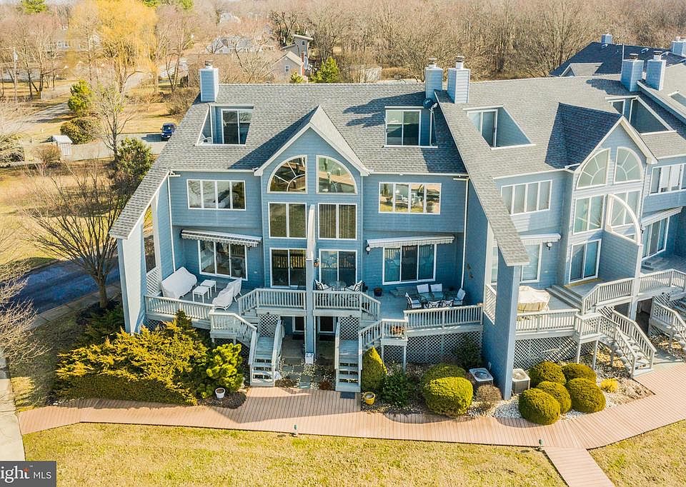 1st image of 5620 Rock Harbor Dr #6