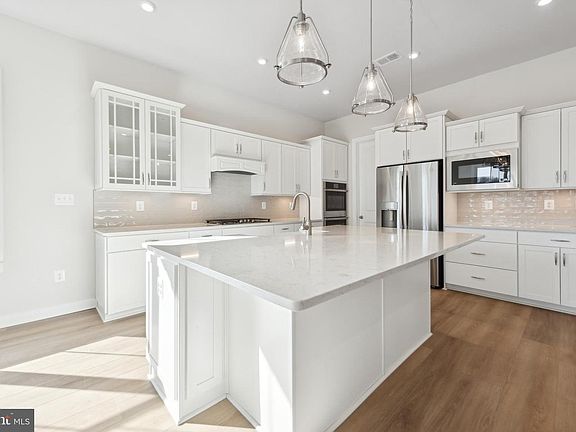 2nd image of 33815 Joel Ln